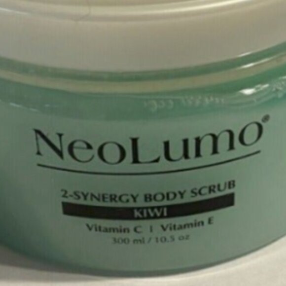 NEOLUMO 2-SYNERGY BODY SCRUB KIWI-VITAMIN C-VITAMIN E-10.5 oz/ 300 ml-NEW-SEALED - Picture 4 of 4